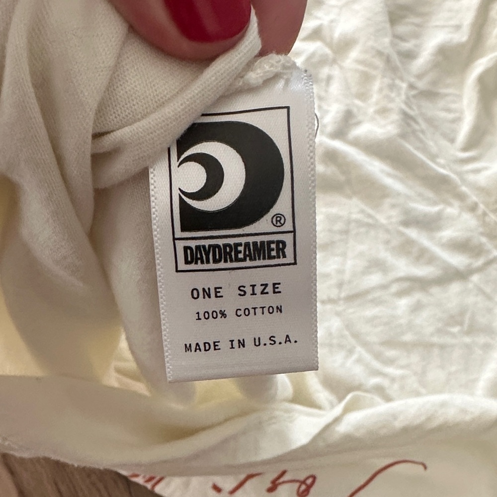 Daydreamer Cream Tee with Rust Rodeo Graphic - Picture 5 of 8